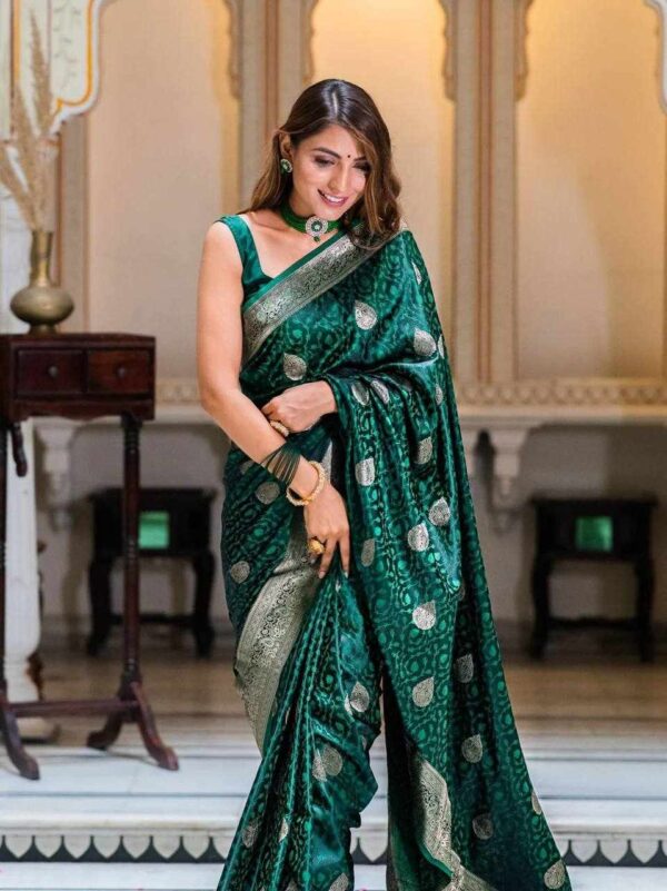 💚 KPR 252 Soft Lichi Silk Jacquard Saree